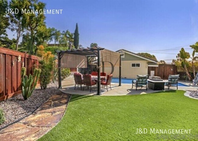 Building Photo - 3705 Putter Dr