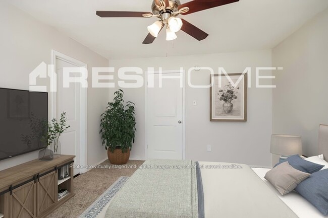 Building Photo - 7127 Kings Dr