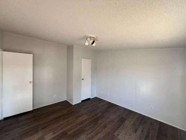 Building Photo - 373 County Rd 119