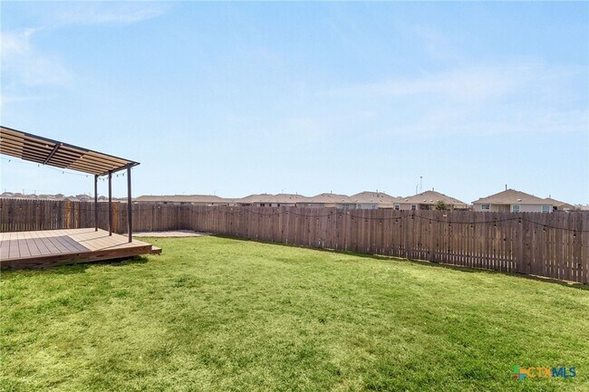 Building Photo - 2844 Rosefinch