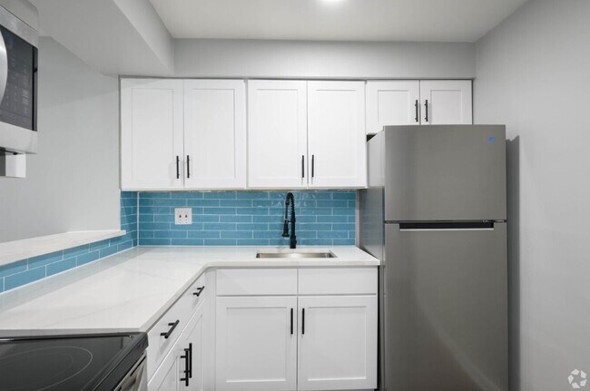 Building Photo - 3314 Old Capitol Trl