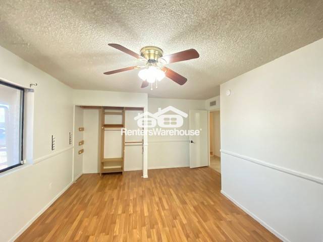 Building Photo - 2114 E Sesame St