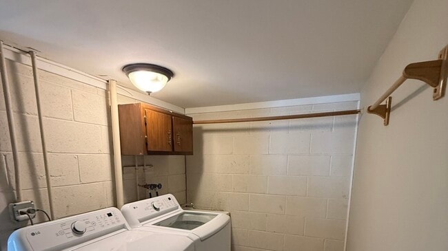 Building Photo - 1128 Quanset Ct