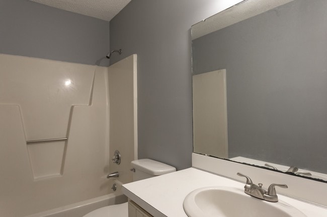 Building Photo - 1205 Opossum Trot Ln