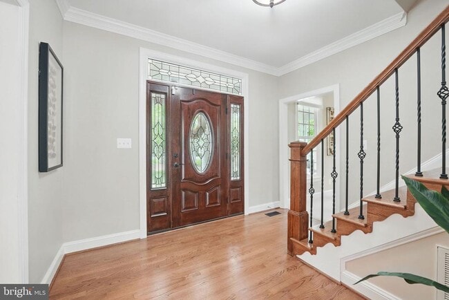 Building Photo - 10714 Kirkland Dr