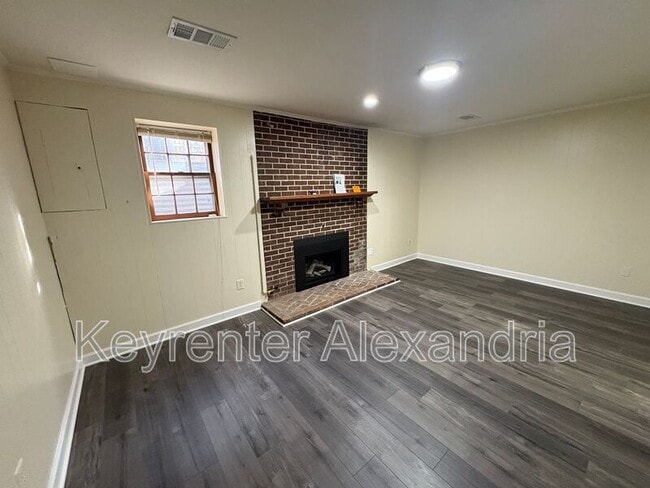 Building Photo - 2134 Langston Blvd.