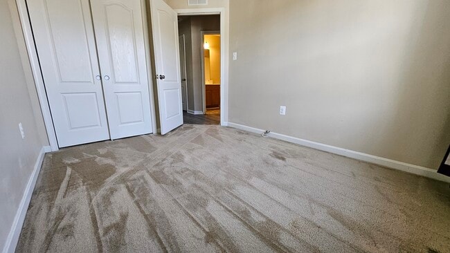 Building Photo - 9387 Rock Ripple Ln