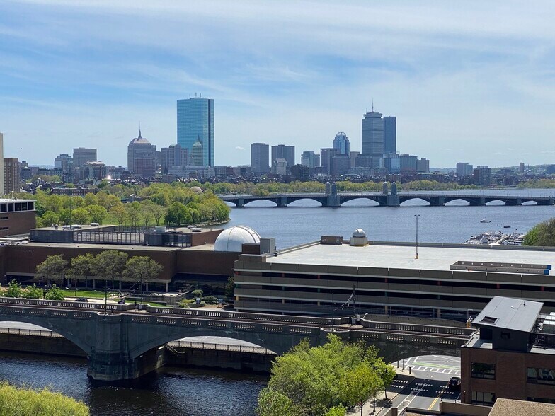 Building Photo - 10 Museum Way