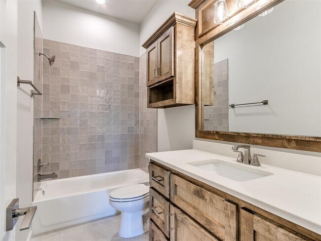 Building Photo - 13400 Sandoval Blvd