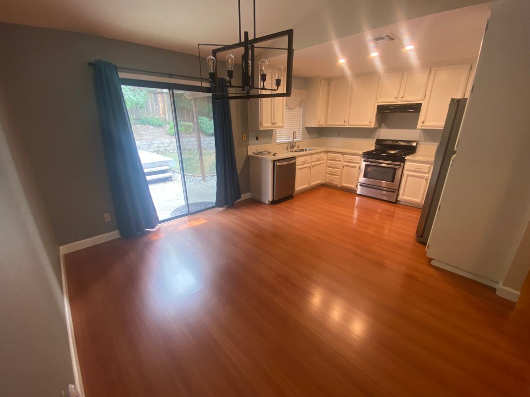 Building Photo - 872 Portside Cir