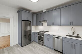 Building Photo - 81 Hoff St