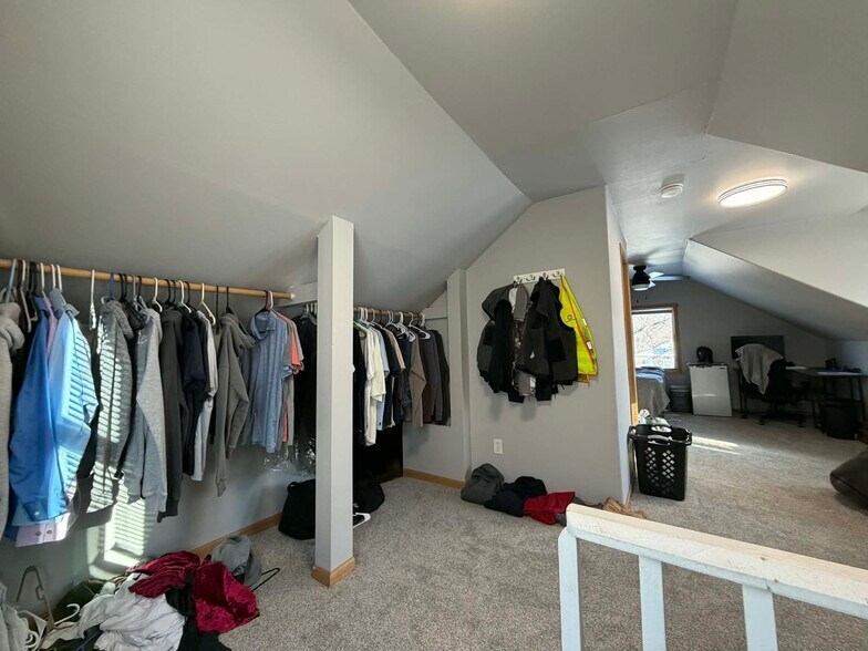 Building Photo - 1318 10th St N