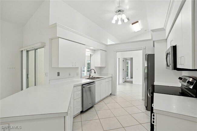 Building Photo - 1301 Piper Blvd