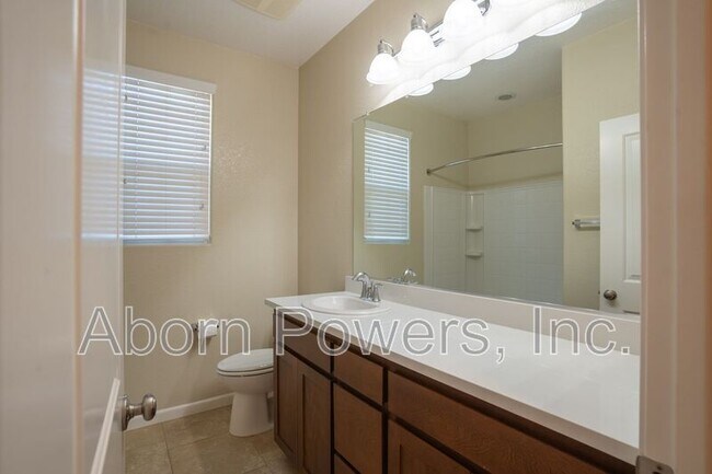 Building Photo - 7048 Greenford Way