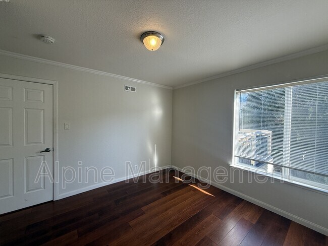 Building Photo - 480 22nd Ave