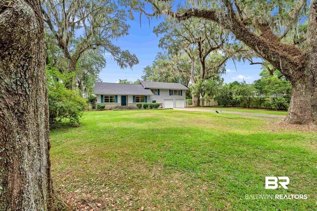 Building Photo - 6425 Village Point Dr