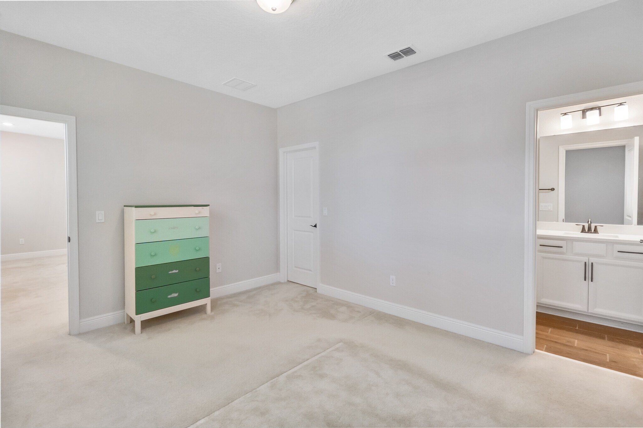 2nd bedroom upstairs - 16753 Gullfloss Ter