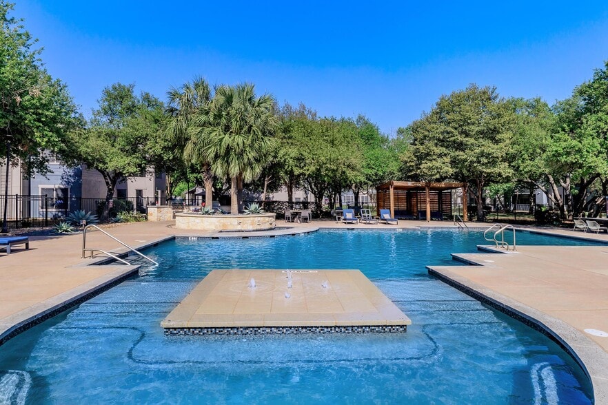 Primary Photo - Toscana