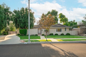 Building Photo - Spacious 4BR 2BA Home in Prime Glendora