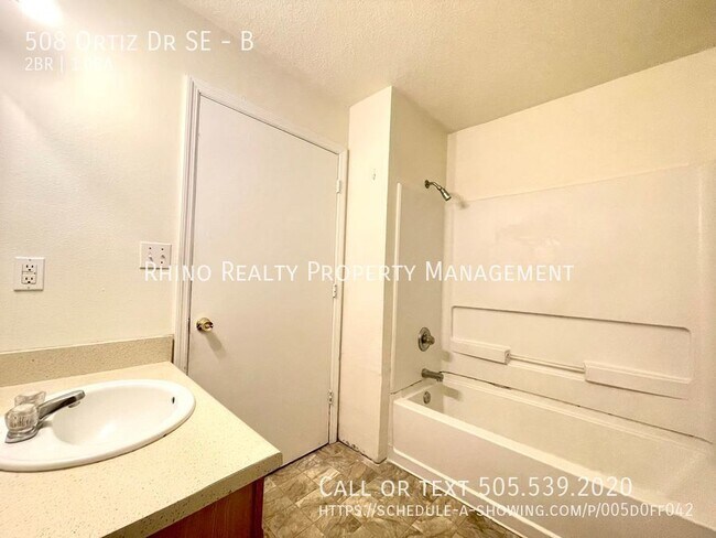 Building Photo - Lovely 2 Bedroom, 1 Bath In The SE!