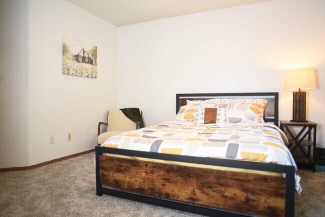 Bedroom #1 - 523 Kimberlite St