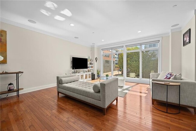 Building Photo - 148 Reizenstein Way