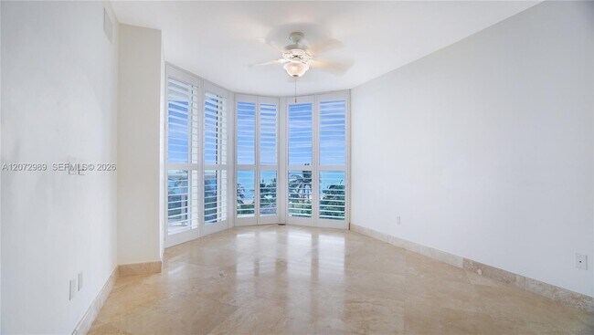 Building Photo - 4775 Collins Ave