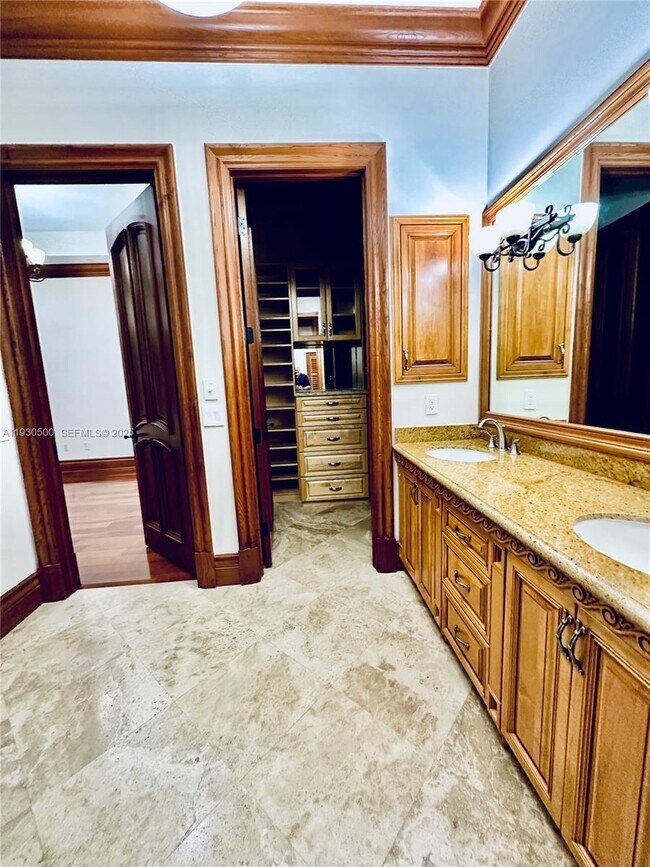 Building Photo - 6180 SW 132nd St