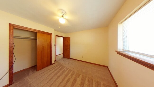 Building Photo - Brick Ranch Near Newport News City Center For Rent