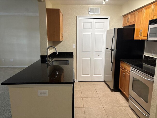 Building Photo - 3260 Haviland Ct