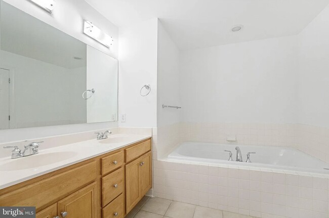 Building Photo - 146 Christina Landing Dr