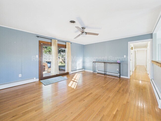 Building Photo - 1508 Chesley Pl