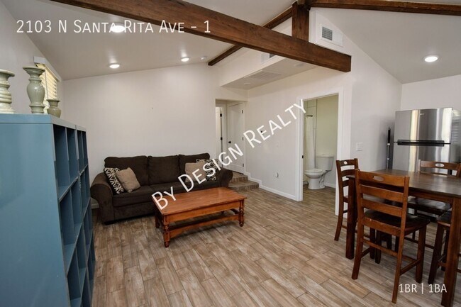 Building Photo - Renovated and Furnished 1 Bed 1 Bath Casita - 1 Mile To UofA