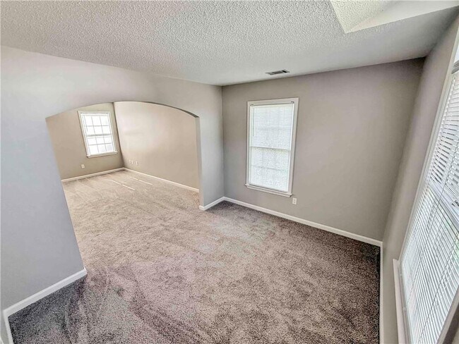 Building Photo - 6403 Ivey Terrace Dr SE