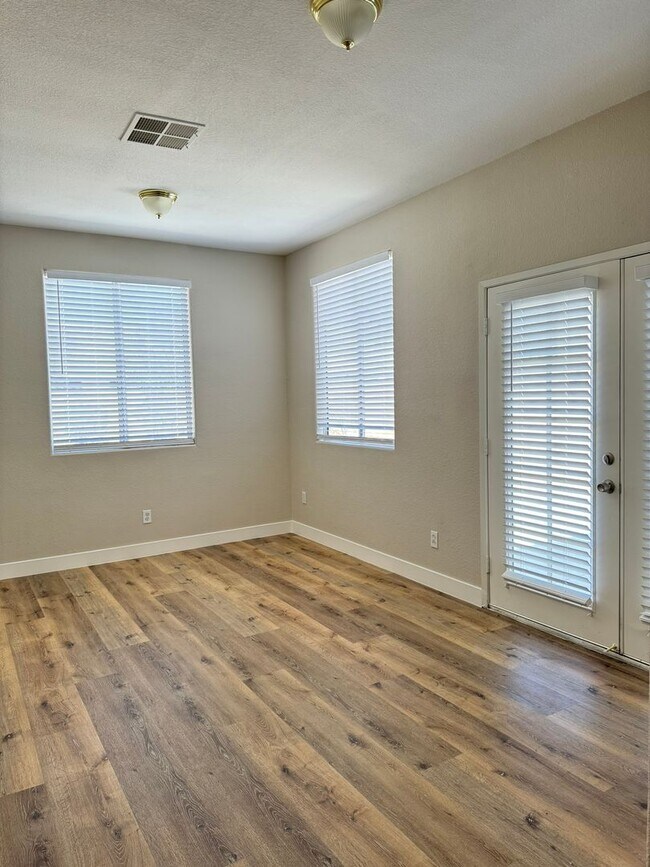 Building Photo - 4908 Sparkling Sky Ave