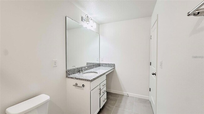 Building Photo - 9567 Sandy Bluffs Circle