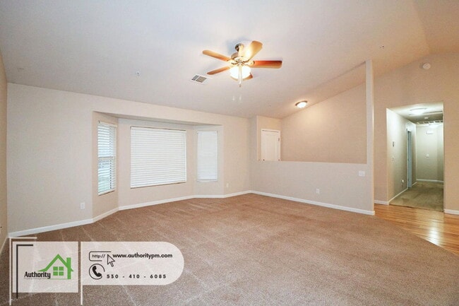 Building Photo - 2381 Yellow Finch Way