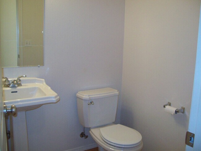 Building Photo - 797 NE 64th Pl