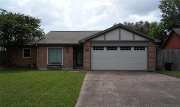 Building Photo - 17115 Kings Walk Ln