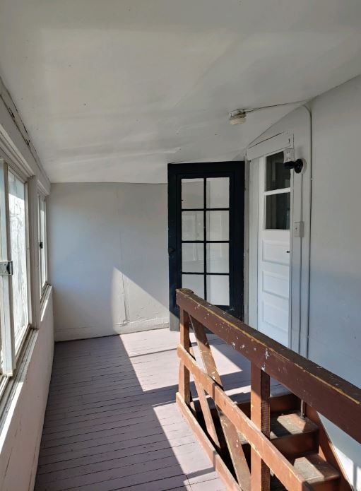 Building Photo - 876 Niagara St