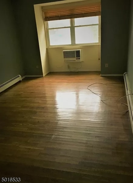 Building Photo - 521 Andria Ave