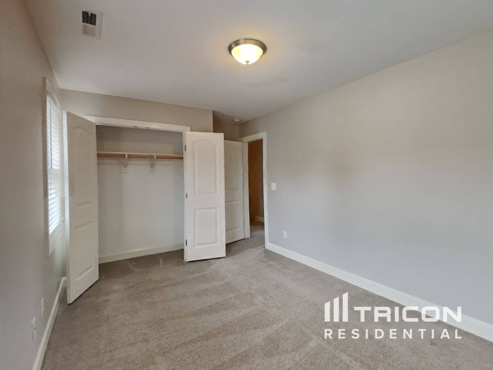 Building Photo - 65 Tanawha Ct