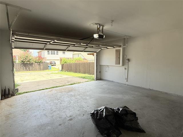 Building Photo - 2048 Piedmont Dr