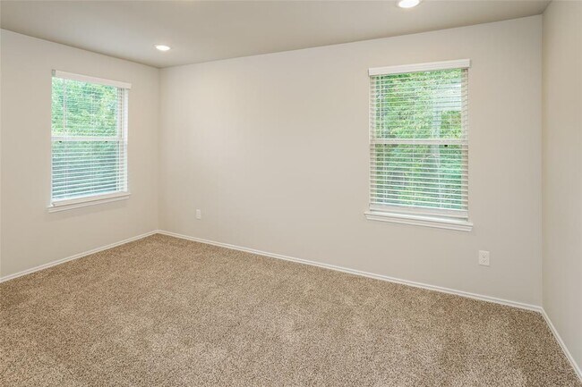 Building Photo - 603 Cherokee Dr