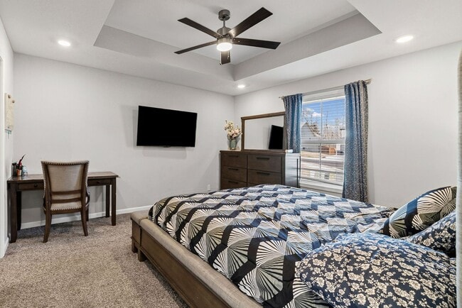 Building Photo - 3 Bedroom 2 Full Bath Home For Rent near Post!