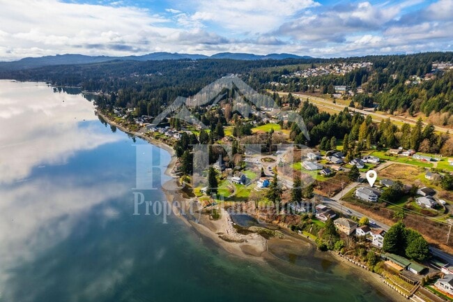 Building Photo - Water view 4 plex close to Silverdale and ...