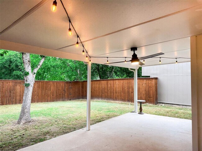 Building Photo - 13106 Staton Dr
