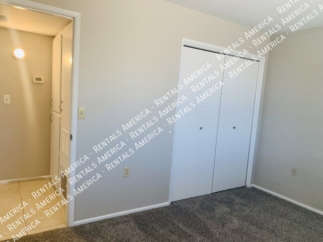 Building Photo - 11433 N Hagen Dr