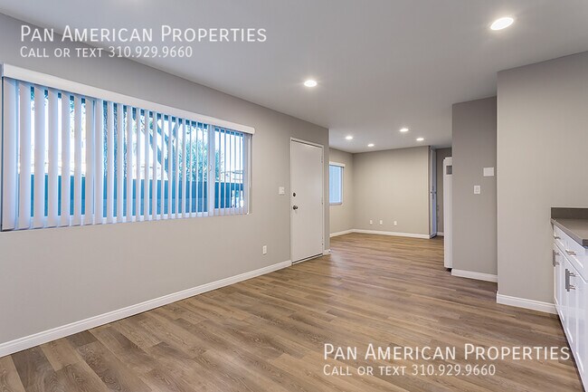 Building Photo - 3602 Green Ave