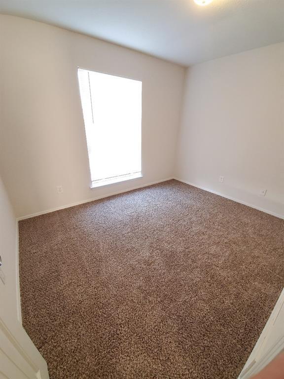 Building Photo - 9631 Glengreen Dr